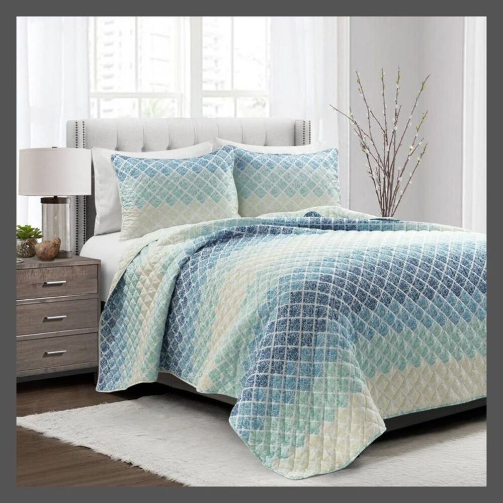 Open Box - Lush Decor - 3pc King Medallion Ombre Quilt & Sham S Blue/Navy